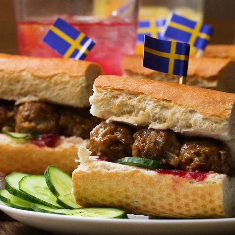 15 Legendary Family Recipes Worth Sharing Meatball Sub Recipe, Proper Tasty, Meatball Sub, Cranberry Jam, Pesto Salmon, Tasty Meat, Meatball Subs, Swedish Meatballs, Beef Dinner