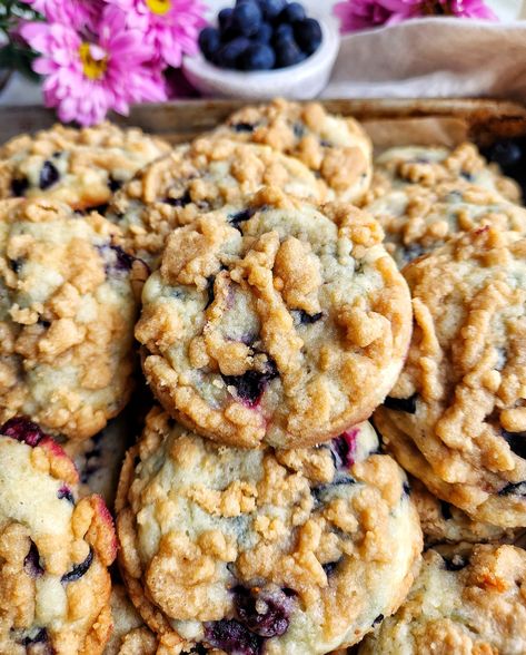 Strawberry Streusel Muffins, American Cookies Recipe, Blueberry Muffin Cookies, Summer Baking Recipes, Muffin Cookies, Chewy Sugar Cookie, Key Lime Cookies, Strawberry Oatmeal Bars, Strawberry Pop Tart