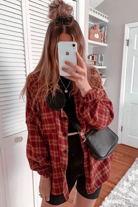 Flannel Outfit With Shorts, Cute Outfit With Flannels, Leggings Crop Top Flannel Outfit, Biker Shirt Outfit Fall, Flannel Outfit Inspiration, Disney Flannel Outfit, Brown Flannel Outfit Fall, Fall Outfits 2023 Flannel, Top On Shirt Outfit