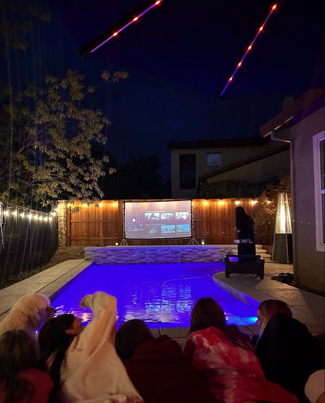 Grad Pool Party, Grad Party Theme, 14th Birthday Party Ideas, Mini Projector, Movie Party, 14th Birthday, Mood Humor, High School Graduation, Grad Party