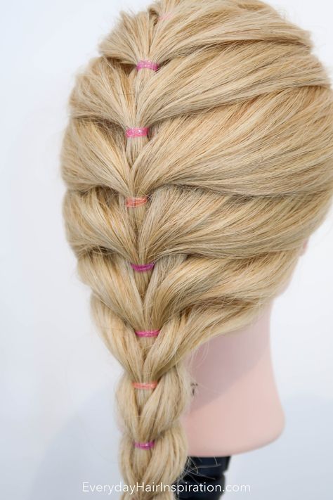 How To Fake French Braid For Beginners! ONLY ELASTICS No Braiding! Fake French Braid, French Braid For Beginners, Hairstyle For Beginners, Braid For Beginners, French Braid Hairstyle, Easy French Braid, Faux Braids, French Plait, Hippie Braids