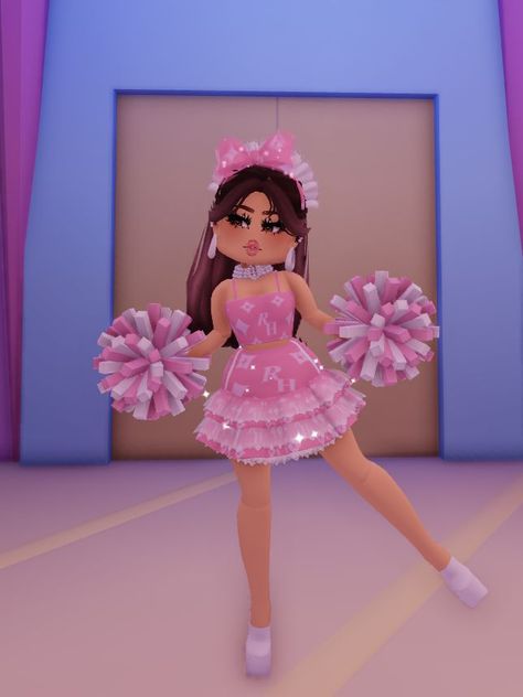 Royal High Outfits Ideas Cheap, Royal Clothing, Aesthetic Roblox Royale High Outfits, Cheerleading Outfits, Aesthetic Outfit Ideas, Royal Outfits, Royale High, Cool Avatars, Roblox Pictures