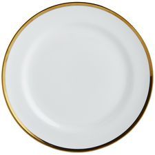 Chicken Main Course, White Salad, White Dinnerware, White Dishes, Papasan Chair, Main Course Recipes, White Plates, Indoor Patio Furniture, Styling Accessories