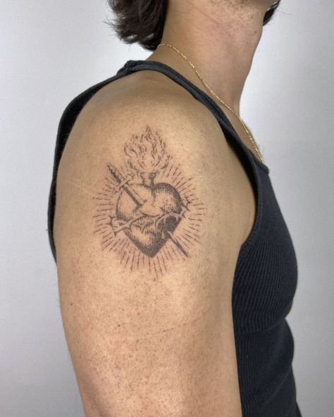 Divine Sacred Heart Tattoo, The Sacred Heart Tattoo, Pierced Heart Tattoo, Arm Heart Tattoo, Stipple Tattoo Design, Burning Heart Tattoo, Tattoo Ideas Heart, Sacred Heart Tattoo, Sacred Tattoo