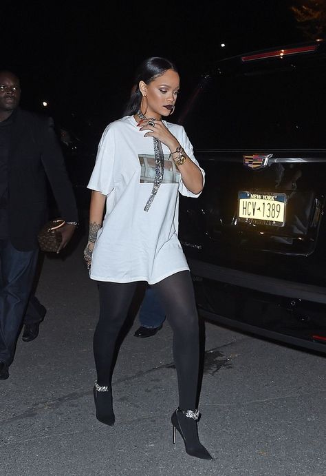 Rihanna Street Style, Looks Rihanna, Lola Monroe, Rihanna Outfits, Rihanna Looks, Rihanna Riri, Rihanna Style, Looks Chic, Looks Style