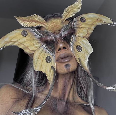 Demon Costume, Gore Makeup, Creepy Halloween Makeup, Flower Makeup, Face Art Makeup, Special Effects Makeup, Luna Moth, Crazy Makeup, Creative Makeup Looks