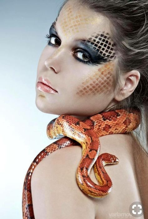 Snake Face Paint, Snake Photos, Animal Makeup, Snake Girl, Snake Charmer, Snake Print Dress, Halloween Make Up, Fantasy Makeup, A Snake