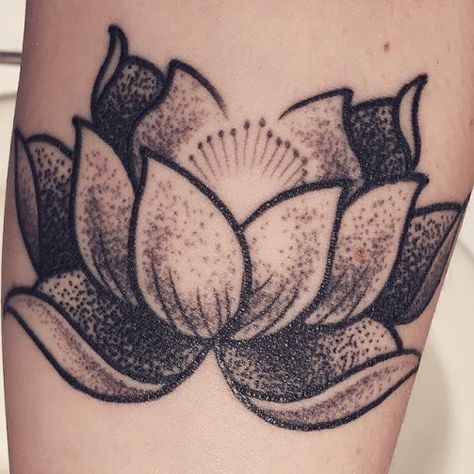 Awesome black and grey dot work lotus flower tattoo by Mike Sedges. Tattoo Lotus Flower, Tattoo Lotus, Diamond Tattoo, Tattoo Shading, Dotwork Tattoo, Work Tattoo, Diamond Tattoos, Lotus Tattoo, Dot Work Tattoo