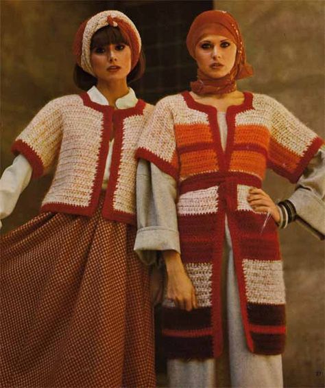 Vintage Crochet Pattern Pdf 1970s BOHO KIMONO by GrannyTakesATrip, $3.00 Crochet Baby Girl Dress, Jackets Vintage, Crochet Kimono, Gilet Crochet, Creative Clothes, 70s Inspired Fashion, Vintage Crochet Pattern, Seventies Fashion, Retro Sweater