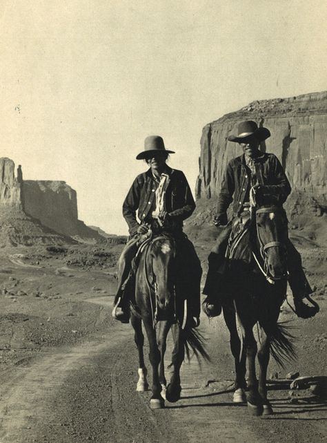 Old West Photos, Western Photo, Cowboy Pictures, Library Pictures, Cowboy Aesthetic, Western Life, Western Aesthetic, Cowboy Art, Baby Cowboy