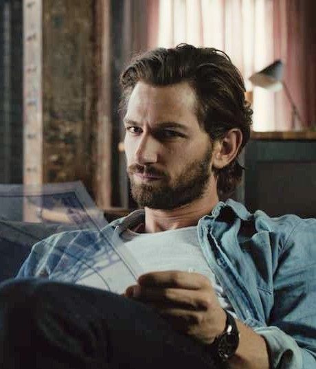 Michiel Huisman Hot, Michael Huisman, Michiel Huisman, Oh My Goddess, Love My Man, Ben Barnes, Blue City, Mid Length Hair, Michael Fassbender