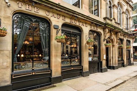 12 Best Pubs & Bars in Edinburgh | Intrepid Travel Blog - The Journal Edinburgh Bars, Royal Wedding Venue, Oyster Bar Restaurant, Beautiful Cafe, Cafe Royal, Scotland Vacation, Gallery Cafe, Edinburgh City, Wedding Venues Uk