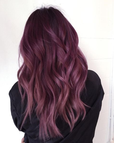 Amethyst Metallic Brown Hair, Mauve Hair Color, Mauve Hair, Hair Color For Morena, Dark Purple Hair, Plum Hair, Kadeřnické Trendy, Purple Highlights, Hair Color Purple