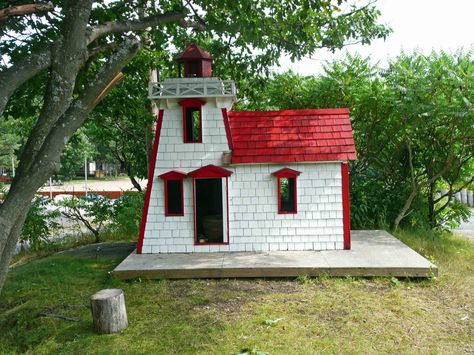 Lighthouse Woodworking Plans, Church Building Plans, Jesus Is The Light, Lighthouse Decor, Georgian Bay, Cottage Inspiration, Outdoor Kitchen Patio, Tower House, Lake Huron