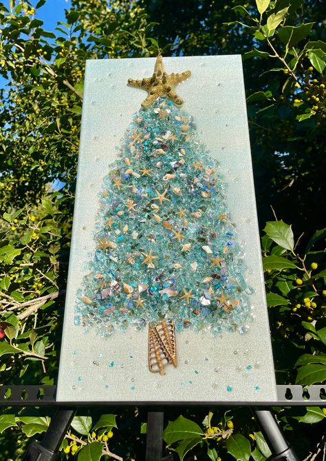 Beach Life Aqua Christmas Tree Glass and Resin Art – Smiling Sun Designs Aqua Christmas Tree, Glass And Resin Art, Sea Glass Window Art, Sea Glass Window, Broken Glass Crafts, Beach Christmas Trees, Aqua Christmas, Seashell Projects, Christmas Shadow Boxes