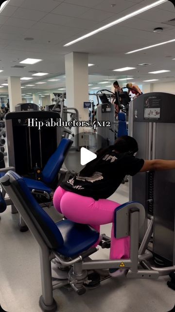 weightloss | Women fitness | Bikni body on Instagram: "From 2022 ( first vid) to 2024(2nd). It took me about 4-5 consistent months to see results these are the exercises that helped . It is very much possible to fill the hip dip muscles!🥰

Hip dips are the inward curves along the side of your body, below the hip bone. Yes, working out can help fill in hip dips muscles. Focusing on exercises that target the (gluteus medius), as well as other surrounding muscles, can help build muscle in the area, potentially reducing the appearance of hip dips.

Consistency in training, along with a balanced diet, can help achieve the best results tailored to your body type and goals :) follow these exercises" Fix Hip Dips Fast, Fill In Hip Dips, Hips Dips Before And After, Hip Dips Before And After, Hip Dip Exercises, Hip Extension Exercise, Dip Workout, Hip Bone, Gluteus Medius