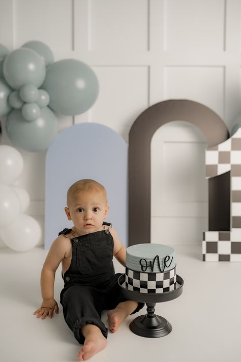 Fast One Cake Smash Photoshoot, Fast One Cake Smash, Fast One Birthday Cake Smash, Fast One Smash Cake, Race Car Smash Cake, Fast One Cake, One Cake Smash, Baby First Birthday Themes, Cake Smash Theme