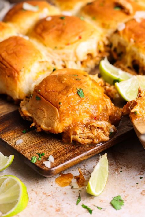 Easy Chicken Birria Sliders - BAKE WITH ZOHA Birria Sliders, Birria Sauce, Chicken Birria, Bbq Chicken Sliders, Peri Chicken, Traditional Mexican Dishes, Peri Peri Chicken, Slow Cooked Meat, Nashville Hot Chicken