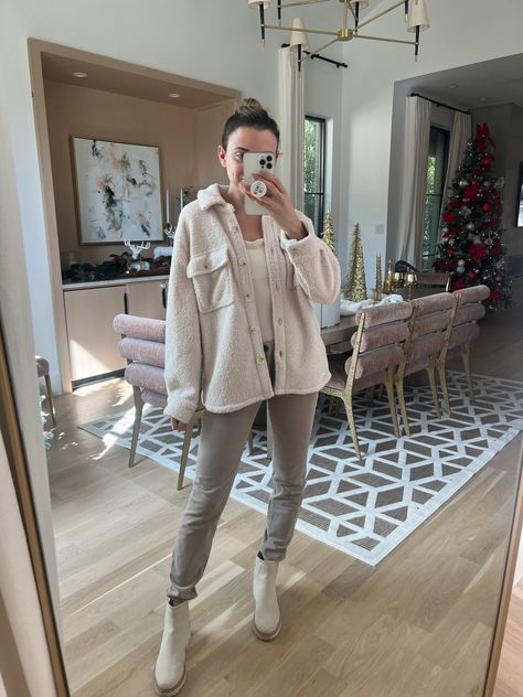 Shop Women's Sherpa Shirt Jacket and other curated products on LTK, the easiest way to shop everything from your favorite creators. Sherpa Jacket Outfit, Sherpa Shirt Jacket, Womens Sherpa, Jacket Outfit, Sherpa Jacket, Jacket Outfits, Autumn Winter Fashion, Shirt Jacket, Winter Outfits