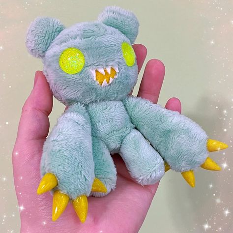 One mini bear left! $25 plus ship, DM if interested 💚 Simple Doll Pattern, How To Make A Stuffed Animal, Plush Pattern Free, Homemade Stuffed Animals, Doll Plushies, Handmade Plushies, Plushie Patterns, Kawaii Plushies, Handmade Plush