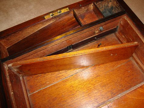 Furniture With Hidden Compartments, Secret Compartment Furniture, Secret Hiding Places, Hidden Spaces, Old Desks, Hidden Compartments, Secret Storage, Desk Drawer, Hidden Rooms