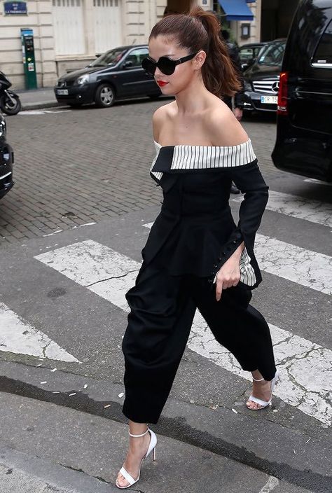 Selena Gomez 2016, Selena Gomez Street Style, Selena Gomez Outfits, Selena Gomez Style, Selena G, Popular Music, 2016 Fashion, Selena Gomez, Her Style