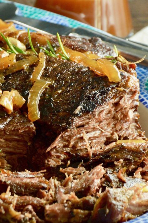 Pull apart tender Balsamic Beef Roast is made in the crock pot for the easiest way to make and serve full flavored meal for company without spending hours in the kitchen. Basic Beef Stew, Traditional Beef Stew Recipe, Beef Stew Recipe Oven, Ground Beef Stew Recipes, Balsamic Roast Beef, Roast Beef Crock Pot Recipes, Instant Pot Beef Stew Recipe, Traditional Beef Stew, Slow Cooker Recipes Beef Stew