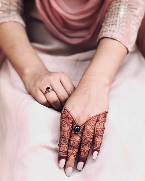 Mehandhi Designs, Finger Henna Designs, Finger Henna, Latest Henna Designs, Stylish Mehndi, Henna Tattoo Designs Simple, Stylish Mehndi Designs, Latest Bridal Mehndi Designs, Wedding Mehndi Designs