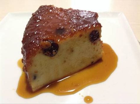 Guatemalan Desserts, Mexican Bread Pudding, Puding Roti, Mexican Bread, Boricua Recipes, Dessert Recipies, Mexican Dessert Recipes, Flan Recipe, Cakes Recipes