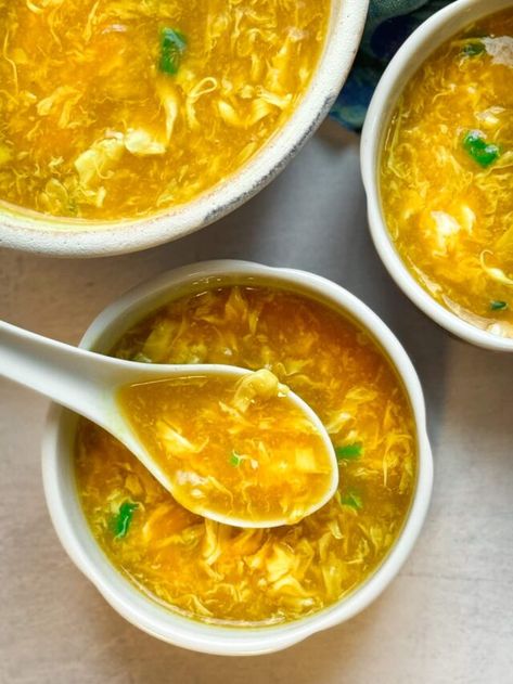 Chinese Egg Drop Soup, Chinese Egg, Classic Restaurant, Egg Drop Soup, Egg Drop, Easy Chinese, Gluten Free Chicken, Soup Pot, Chinese Restaurant