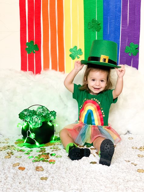 Saint Patricks Baby Photoshoot, Toddler St Patricks Day Photoshoot, St Patrick Day Photo Shoot, St Patty’s Day Photoshoot, St Patrick’s Day Photoshoot Kids, St Patrick’s Photoshoot, St Patricks Day Photo Shoot Toddler, Saint Patrick’s Day Photoshoot, At Patrick’s Day Photoshoot