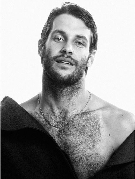 Simon Porte Jacquemus (@jacquemus) Simon Porte Jacquemus, Mens Editorial, Men Photoshoot, Cheese Fries, French Girls, Model Face, Male Beauty, Bearded Men, Mother Of The Bride Dresses