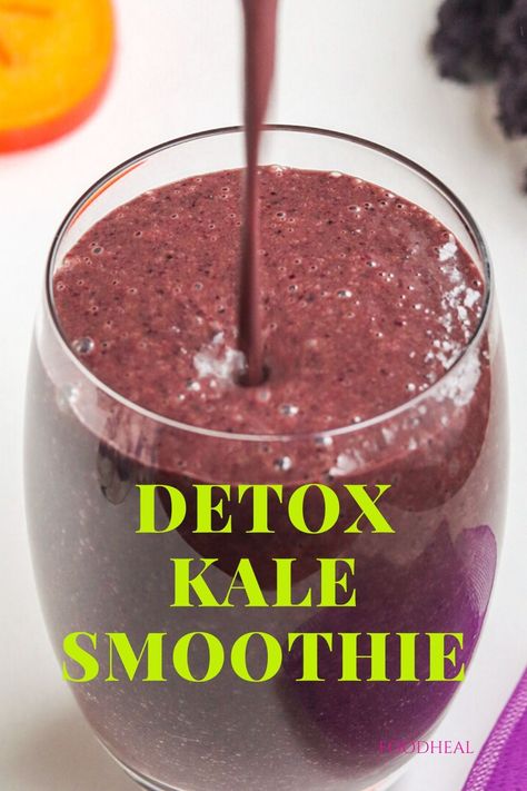 Low carb & anti-inflammatory kale smoothie is low in sugar which makes it a perfect detox and weight loss breakfast smoothie. Cleanse your body for a flat belly... #detoxsmoothie #smoothierecipes #flatbellysmothie #healthysmoothierecipes #antiinflammatory #weightloss #detox Sugar Free Smoothies, Vegan Breakfast Smoothie, Kale Smoothie Recipes, Flat Belly Smoothie, Infused Waters, Vegan Smoothie Recipes, Yummy Green Smoothie, Top Drinks, Kale Smoothie