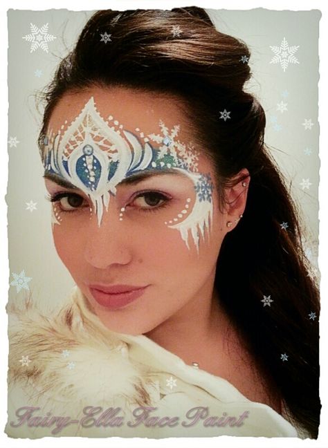 Frozen Design - little girls will love this! Lets add a heart in there:) Frozen Face Paint, Princess Face Painting, Christmas Face Painting, Halloweenský Makeup, Frozen Face, White Face Paint, Girl Face Painting, Princess Face, Winter Face