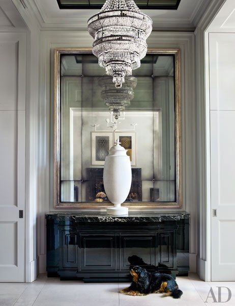 Potpourri Decorations, Foyer Mirror, London Residence, London Townhouse, Mud Rooms, Entrance Foyer, Foyer Design, Bespoke Interiors, Decoration Inspiration