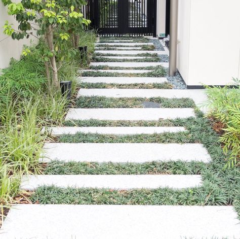 10 Concrete Paver Walkway Ideas Rectangular Concrete Pavers, Large Concrete Pavers Walkways, Concrete Paver Walkway Ideas, Large Pavers Walkway, Paver Front Walkway, Rectangular Pavers, Paver Walkway Ideas, Walkway Diy, Large Concrete Pavers