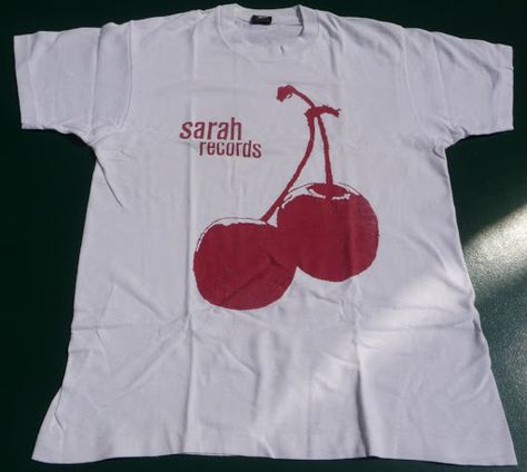 Sarah Records cherries T-Shirt Twee Pop, Sarah Records, Fitted Short Sleeve T-shirt With Cherry Print, Streetwear Cherry Print Short Sleeve T-shirt, Y2k T-shirt With Cherry Print, Cute Pink T-shirt With Cherry Print, Retro Cherry Print T-shirt For Summer, Pop Photos, Creative Colour