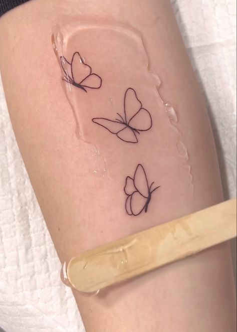 Folded Butterfly Tattoo, Enjoy The Butterflies Tattoo, Mother Daughter Tattoos Butterfly, Mariposas Tattoo, Tattoo Papillon, Simple Butterfly Tattoo, V Tattoo, Think Tattoo, Basic Tattoos