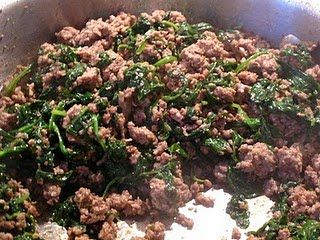 Try Ground Beef and Spinach! You'll just need 1 lb grass fed ground beef, 1/2 red onion, chopped, 1/2 tsp Cumin, 1/2 TBSP Garlic Powder, Pepper, 1 TBSP... Ground Meat And Spinach Recipes, Ground Beef And Fresh Spinach Recipes, Ground Beef And Spinach Recipes Healthy, Keto Ground Beef And Spinach Recipes, Hamburger And Spinach Recipes, Hamburger Spinach Recipes, Ground Beef Spinach Recipe, Beef And Spinach Recipes, Ground Beef And Spinach Recipes