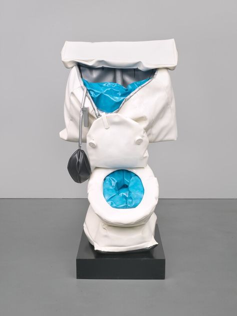 Whitney Museum of American Art: Claes Oldenburg: Soft Toilet What Is Pop Art, Pop Art Artists, Art Examples, Claes Oldenburg, Consumer Culture, Most Famous Artists, Pop Art Movement, Institute Of Contemporary Art, Oldenburg