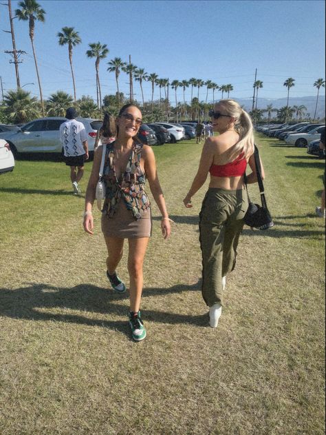 Coachella outfit 2022 _ Coachella outfits _ festival fashion _ Coachella style _ Coachella festival outfits _ Coachella fashion inspiration _ Coachella Outfit 2022, Style Coachella, Outfits Coachella, Coachella Outfits, Coachella Style, Outfit 2022, Coachella Fashion, Coachella Outfit, Coachella Festival