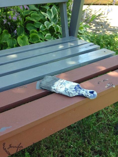 Outdoor Bench Colour Ideas, Bench Colors Outdoor, Outdoor Bench Makeover, Outdoor Bench Color Ideas, Paint Bench Ideas, Wooden Bench Painting Ideas, Painted Outdoor Bench Ideas, Garden Bench Makeover, Painted Park Bench Ideas