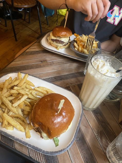 Burger Fries Salted Caramel Milkshake Date Night Dinner Cheeseburger Food Envy Yummy Delicious Diner Burger Fries And Milkshake, Fries And Milkshake, Milkshake Date, Salted Caramel Milkshake, Caramel Milkshake, Date Night Dinner, Burger Fries, Date Night Dinners, Burger And Fries