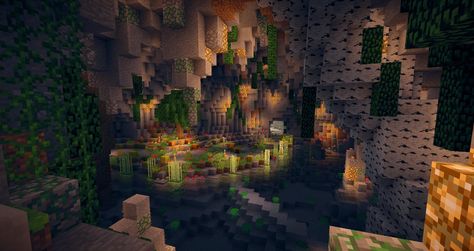 A beautiful cave Minecraft Cave House, Minecraft Cave, Minecraft Underground, Minecraft Houses Blueprints, Minecraft Structures, Bangunan Minecraft, Minecraft House Plans, Minecraft Cottage, Minecraft Medieval