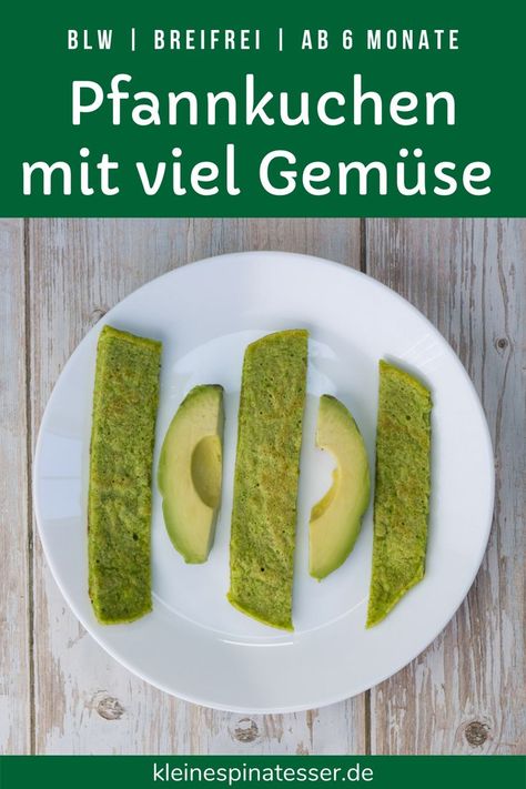 Pfannkuchen sind ein tolles BLW Fingerfood für Babys ab 6 Monaten. In diesem gesunden Rezept für die breifreie Beikost ist ganz viel Gemüse drin. Es eignet sich zum Frühstück, Mittag, Abendessen oder als Snack für unterwegs. Die Zubereitung geht total schnell und einfach, probiere es aus! Fingerfood Baby, Baby Led Weaning, Weaning, Cooking With Kids, Finger Foods, Baby Food Recipes, Kids Meals, Baked Potato, Avocado