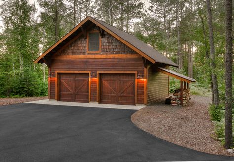 Wynne Lake 1 - Rustic - Garage - Minneapolis - by Lands End Development - Designers & Builders | Houzz Garage Exterior, Garage Apartment Plans, Carport Garage, Garage Style, Rustic Exterior, Barn Garage, Cabin Exterior, Garage Apartments, Barns Sheds