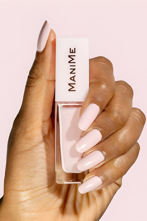 Featuring Strawberry Mochi, Rose Petal, Chianti, and Palisades Peel-Off Nail Polish. These water-based, classic, and versatile shades offer easy removal and effortless style for the holidays. An ideal holiday or Christmas present. Learn ManiMe on Marmalade for hassle-free and chic nail care. #NailCare #HolidayNails #ChristmasPresents #PeelOffNails #NailArt #ManiMe #WaterBasedNailPolish #HolidayGifts #NailArtLovers #BeautyRoutine #EffortlessStyle #ClassicNails Strawberry Mochi, Chic Manicure, Nails Holiday, Water Based Nail Polish, Creative Nail Designs, Classic Nails, Nail Polish Sets, Chic Nails, Creative Nails