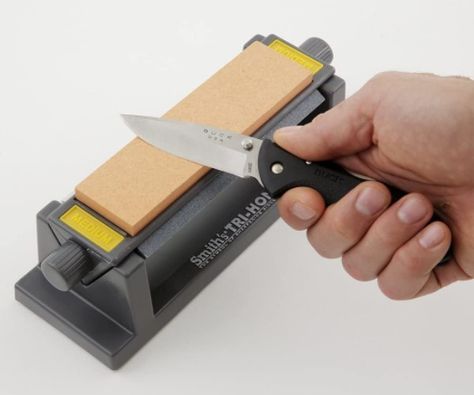 Best Smith’s Electric Knife Sharpener and Buying Guide Electric Knife Sharpener, Electric Knife, How To Sharpen Scissors, Blade Sharpening, Types Of Knives, Knife Sharpener, Sharpening Stone, Fine Ceramic, Kitchen Knife