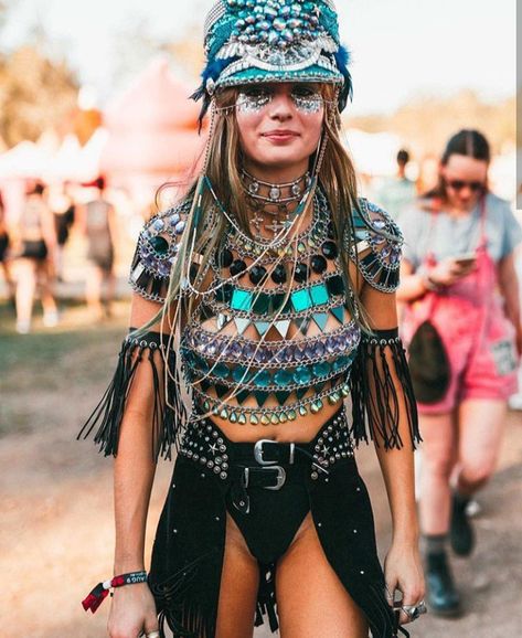 Look Da Festival, Burning Man Style, Burner Girls, Burning Men, Festival Mode, Festival Girls, Burning Man Costume, Edc Outfits, Burning Man Fashion