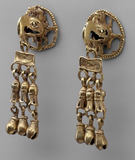 Mexico, Mesoamerica | Pair of Ear Ornament Frontals ~ Aztec or Mixtec | 15th - 16th century | Gold. Aztec Jewelry, Aztec Gold, Aztec Culture, Ancient Jewellery, Historical Jewellery, Mexican Jewelry, Ancient Jewelry, Ancient Artifacts, Machu Picchu